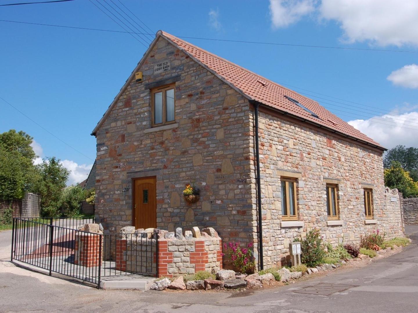 The Old Cider Barn Wells Exterior foto